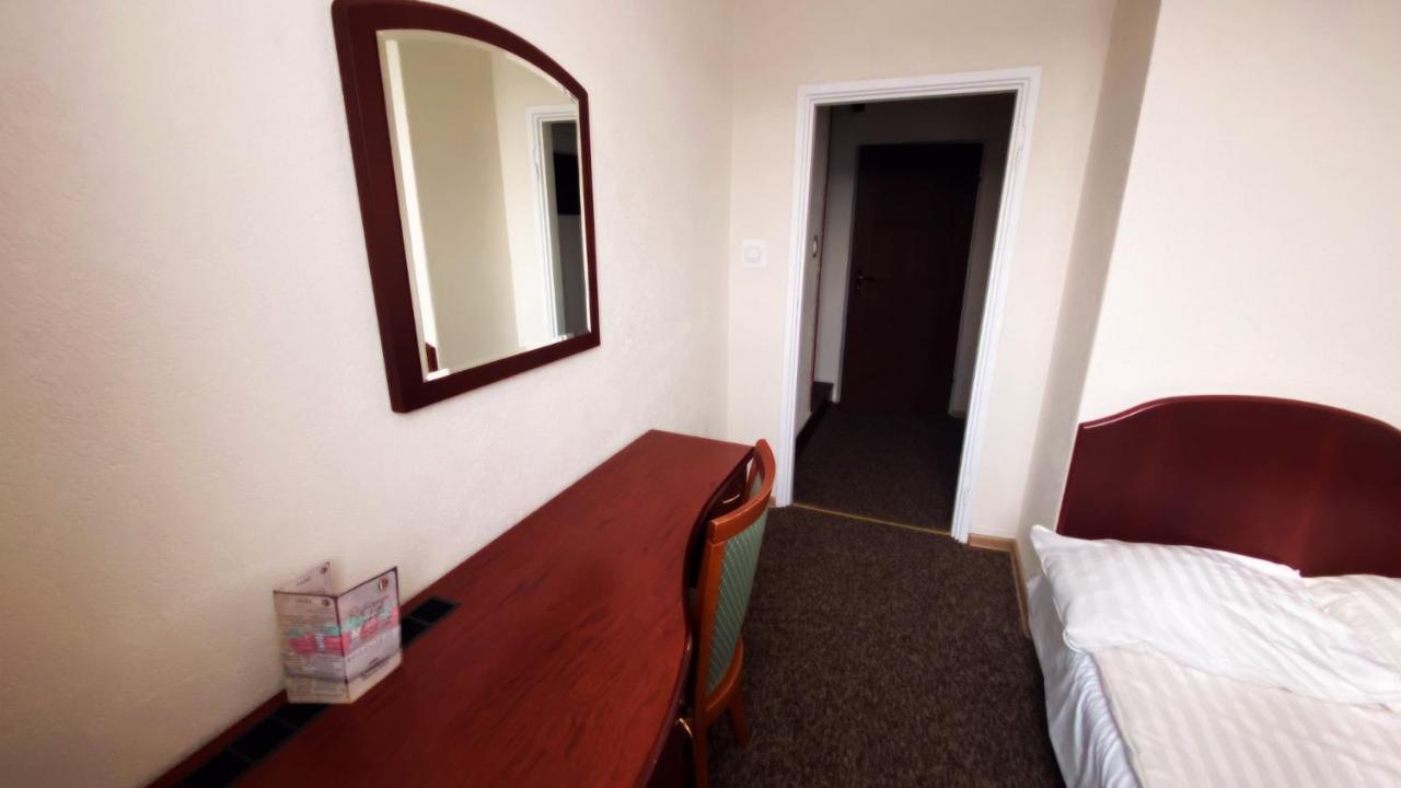 Dom Turysty Sanok Apart otel Dış mekan fotoğraf